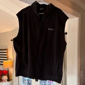 Columbia Midnight Black Fleece Vest XXL great shape